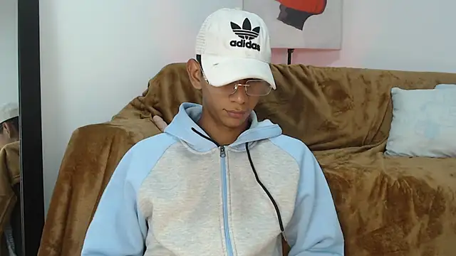 Snapshot of Nick_Collins18 chatting on November 2, 7:22 am Nick Collins18 online show from November 2, 7:22 am