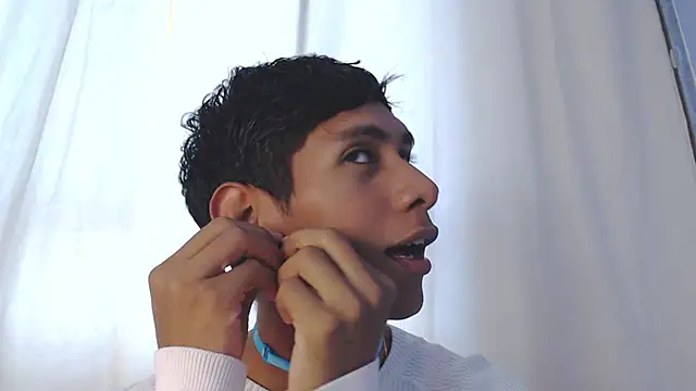 Snapshot of Nick_Collins18 chatting on November 23, 5:13 pm Nick Collins18 online show from November 23, 5:13 pm