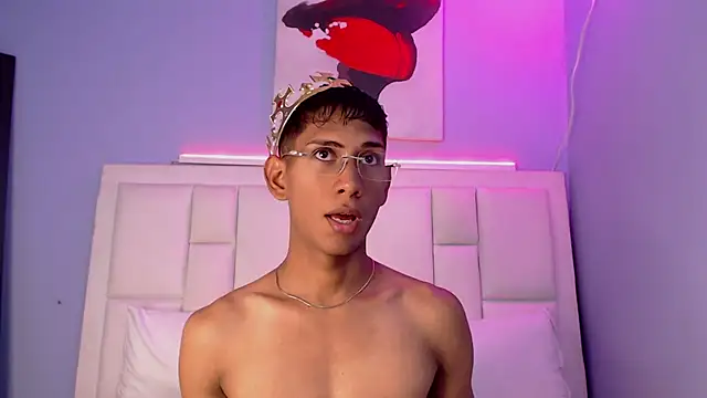 Nick Collins18 online show from February 5, 8:13 pm