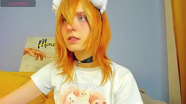 Snapshot of Little_Chips chatting on March 6, 7:57 am Little Chips online show from March 6, 7:57 am