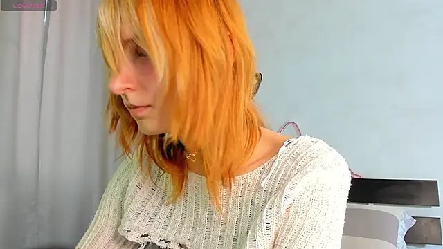 Snapshot of Little_Chips chatting on March 15, 8:04 am Little Chips online show from March 15, 8:04 am