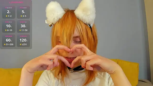 Snapshot of Little_Chips chatting on March 17, 6:51 am Little Chips online show from March 17, 6:51 am