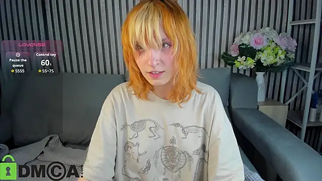 Snapshot of Little_Chips chatting on October 4, 5:22 pm Little Chips online show from October 4, 5:22 pm