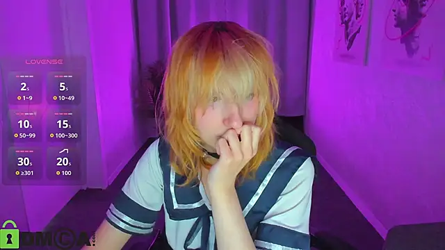 Snapshot of Little_Chips chatting on October 19, 5:24 pm Little Chips online show from October 19, 5:24 pm