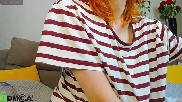 Snapshot of Little_Chips chatting on November 8, 5:23 pm Little Chips online show from November 8, 5:23 pm