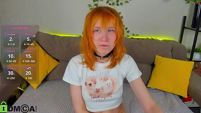 Snapshot of Little_Chips chatting on November 18, 5:17 pm Little Chips online show from November 18, 5:17 pm