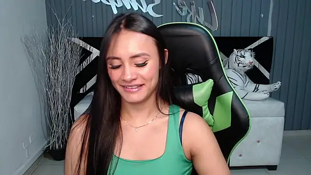 Snapshot of allison_a1 chatting on December 27, 3:53 am allison a1 online show from December 27, 3:53 am