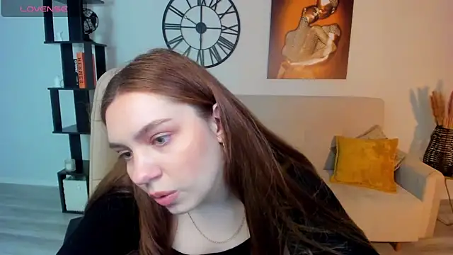 DaniellaLovely online show from March 4, 2:21 pm