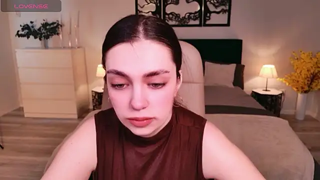 DaniellaLovely online show from February 24, 10:57 am