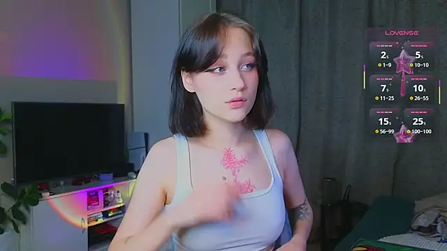 Snapshot of MaryRace chatting on October 4, 12:14 pm MaryRace online show from October 4, 12:14 pm