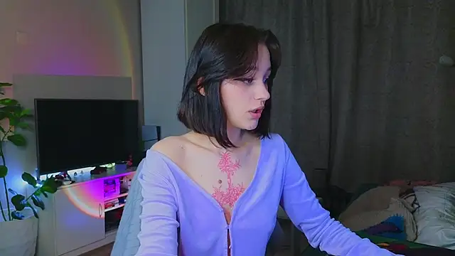 Snapshot of MaryRace chatting on October 18, 12:17 pm MaryRace online show from October 18, 12:17 pm