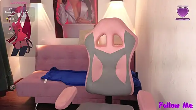 vittorialombardi   online show from October 8, 8:12 am