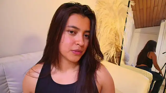 Snapshot of Rebeca_Williams_ chatting on February 13, 12:13 am Rebeca Williams online show from February 13, 12:13 am