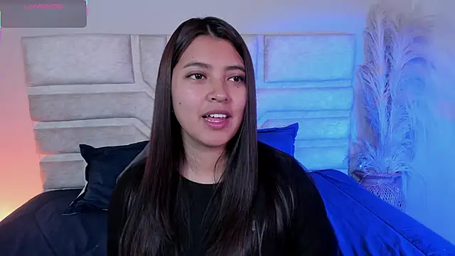 Snapshot of Rebeca_Williams_ chatting on November 13, 10:25 am Rebeca Williams online show from November 13, 10:25 am