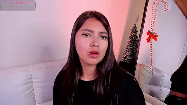 Snapshot of Rebeca_Williams_ chatting on December 3, 12:14 pm Rebeca Williams online show from December 3, 12:14 pm