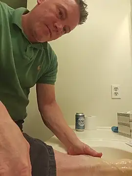 Bigtater1999 online show from June 4, 9:32 pm