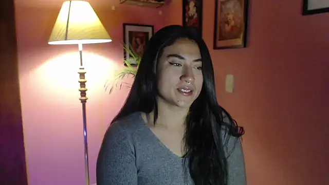 bunnyemilyrose36 online show from March 30, 8:26 am