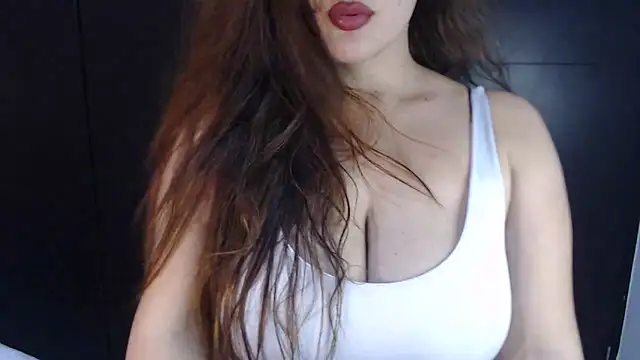 AdharaLujan online show from December 12, 5:52 am