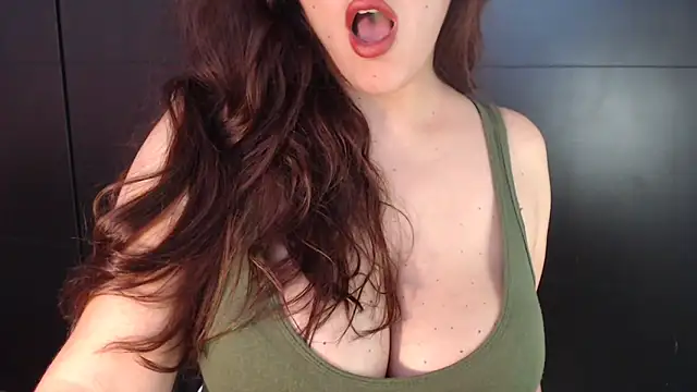 AdharaLujan online show from March 8, 9:29 pm