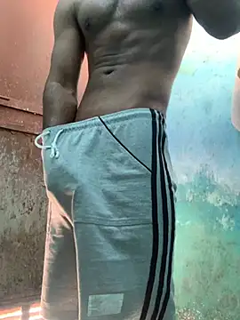 Snapshot of Vampire_xoxo chatting on February 14, 7:17 am Vampire xoxo online show from February 14, 7:17 am