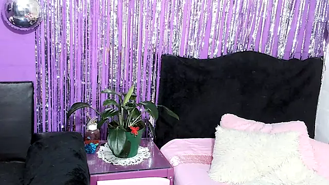 Zara47sweet online show from February 14, 9:53 pm