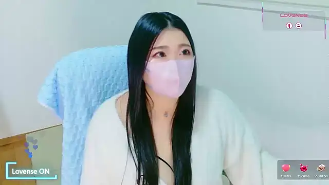 Snapshot of yukinko_o_ chatting on December 19, 1:07 pm yukinko o online show from December 19, 1:07 pm