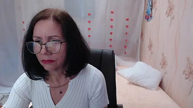 OlgaHottie online show from March 12, 11:44 pm