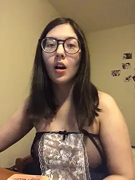 Snapshot of Prudie_Gabriella chatting on December 23, 4:39 pm Prudie Gabriella online show from December 23, 4:39 pm