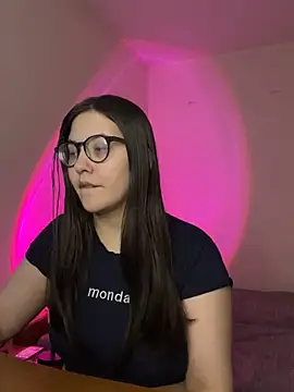 Snapshot of Prudie_Gabriella chatting on October 25, 11:51 am Prudie Gabriella online show from October 25, 11:51 am