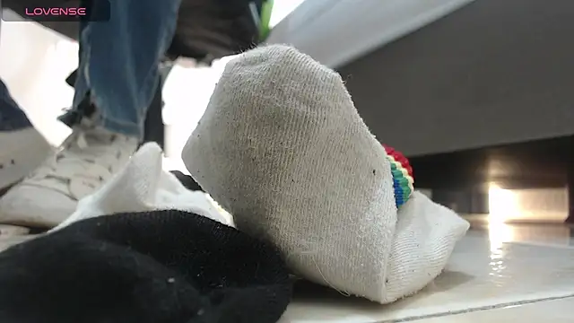 alma fenix online show from February 15, 12:11 pm