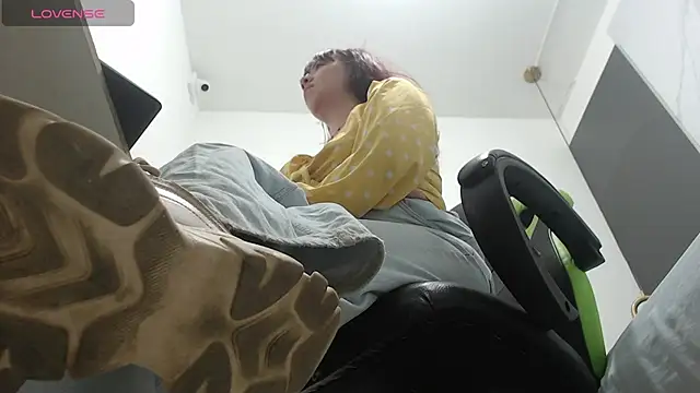 alma fenix online show from March 10, 12:04 pm