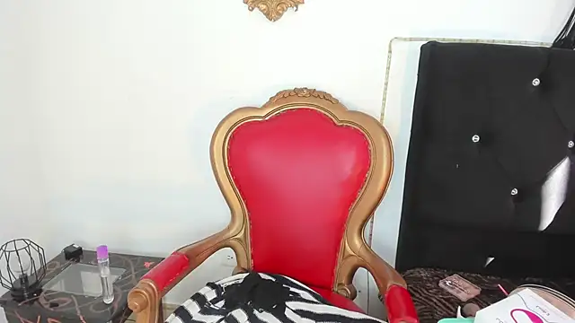 Snapshot of AmeliaThompsonTaboo chatting on October 15, 2:06 pm AmeliaThompsonTaboo online show from October 15, 2:06 pm