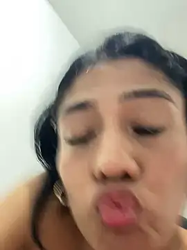 ZachaTompson online show from September 18, 3:58 pm