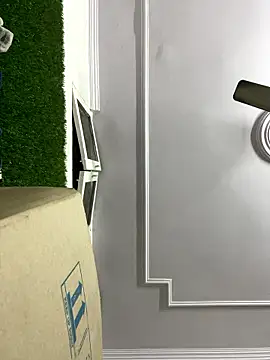 John desihunk online show from January 8, 9:11 am