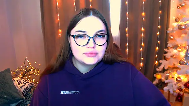 Snapshot of Emaaa_ua chatting on December 14, 7:18 am Emaaa ua online show from December 14, 7:18 am