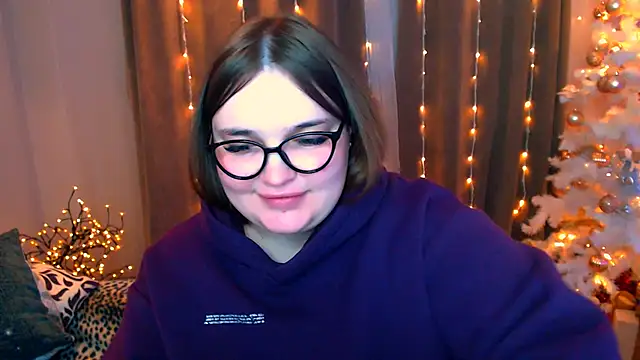 Snapshot of Emaaa_ua chatting on December 14, 1:49 pm Emaaa ua online show from December 14, 1:49 pm