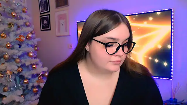 Snapshot of Emaaa_ua chatting on December 24, 3:58 pm Emaaa ua online show from December 24, 3:58 pm