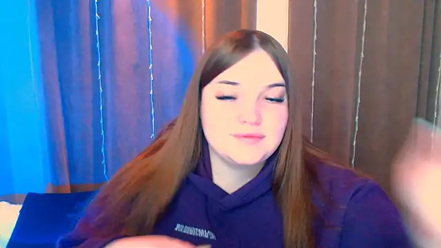 Snapshot of Emaaa_ua chatting on December 30, 8:43 am Emaaa ua online show from December 30, 8:43 am