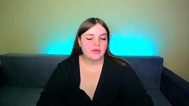 Snapshot of Emaaa_ua chatting on February 2, 5:21 am Emaaa ua online show from February 2, 5:21 am