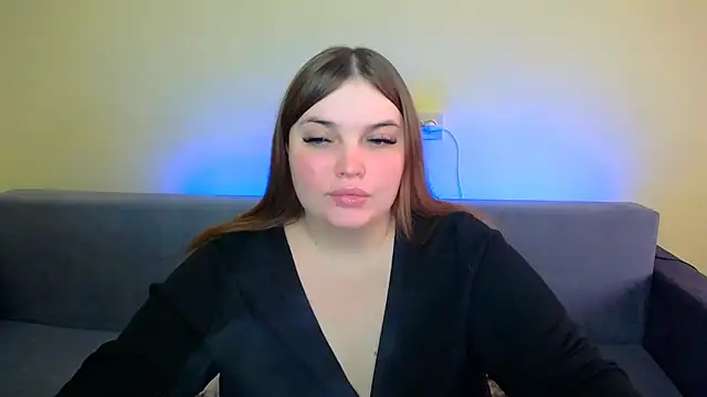 Snapshot of Emaaa_ua chatting on February 2, 10:02 am Emaaa ua online show from February 2, 10:02 am