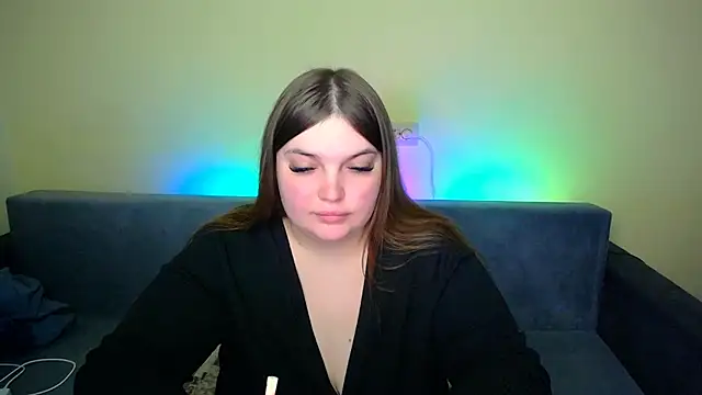 Snapshot of Emaaa_ua chatting on February 6, 2:48 pm Emaaa ua online show from February 6, 2:48 pm