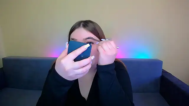 Emaaa ua online show from February 19, 10:56 am