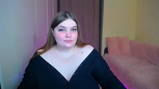 Snapshot of Emaaa_ua chatting on February 21, 12:39 pm Emaaa ua online show from February 21, 12:39 pm