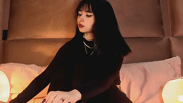 angelinepossy online show from November 15, 9:21 pm