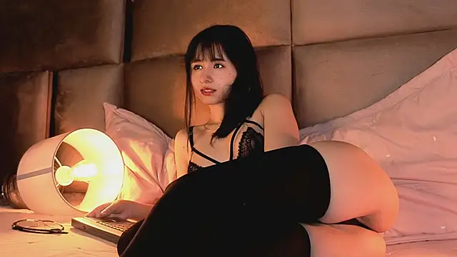 angelinepossy online show from November 30, 9:52 pm