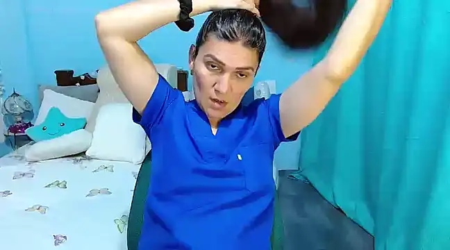 Snapshot of venus_swet_ chatting on January 21, 1:39 am venus swet online show from January 21, 1:39 am