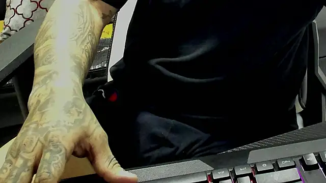 Snapshot of stebankechima chatting on September 28, 10:48 pm stebankechima online show from September 28, 10:48 pm