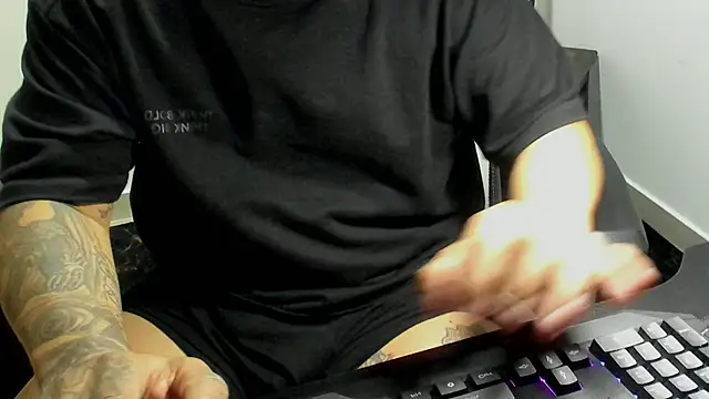 Snapshot of stebankechima chatting on October 12, 11:26 pm stebankechima online show from October 12, 11:26 pm