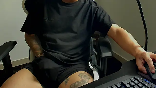 Snapshot of stebankechima chatting on October 24, 5:42 pm stebankechima online show from October 24, 5:42 pm