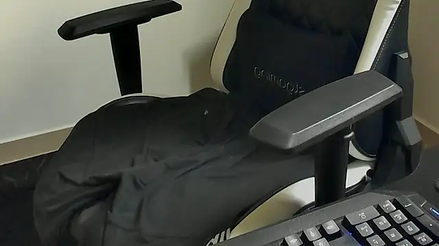 Snapshot of stebankechima chatting on November 5, 8:42 pm stebankechima online show from November 5, 8:42 pm